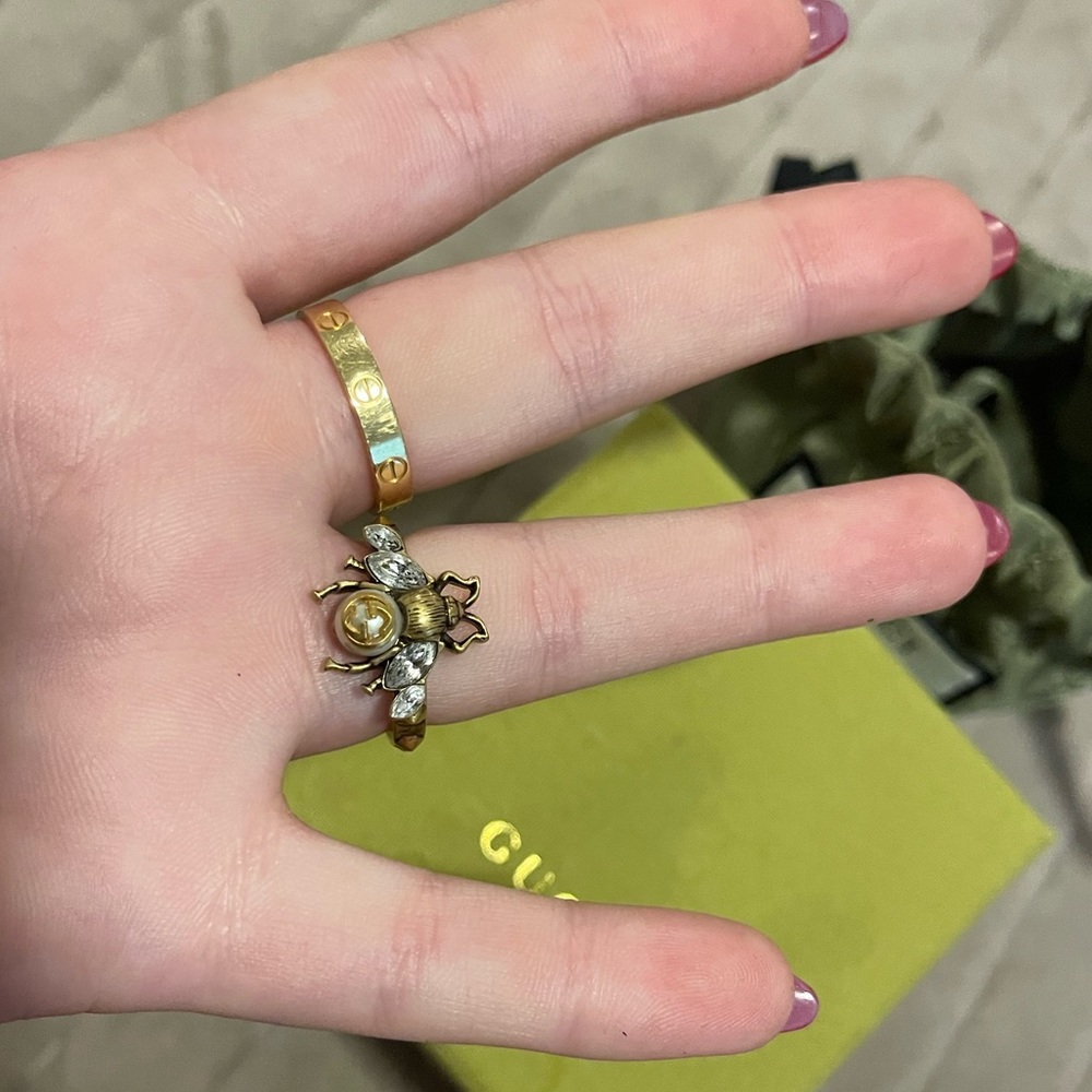 Gucci Bee 2-sided ring